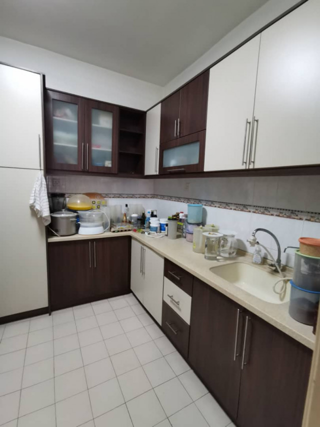 Medium Room to Rent is now Available at Bandar Puteri, Puchong. With Highly Speed WiFi!