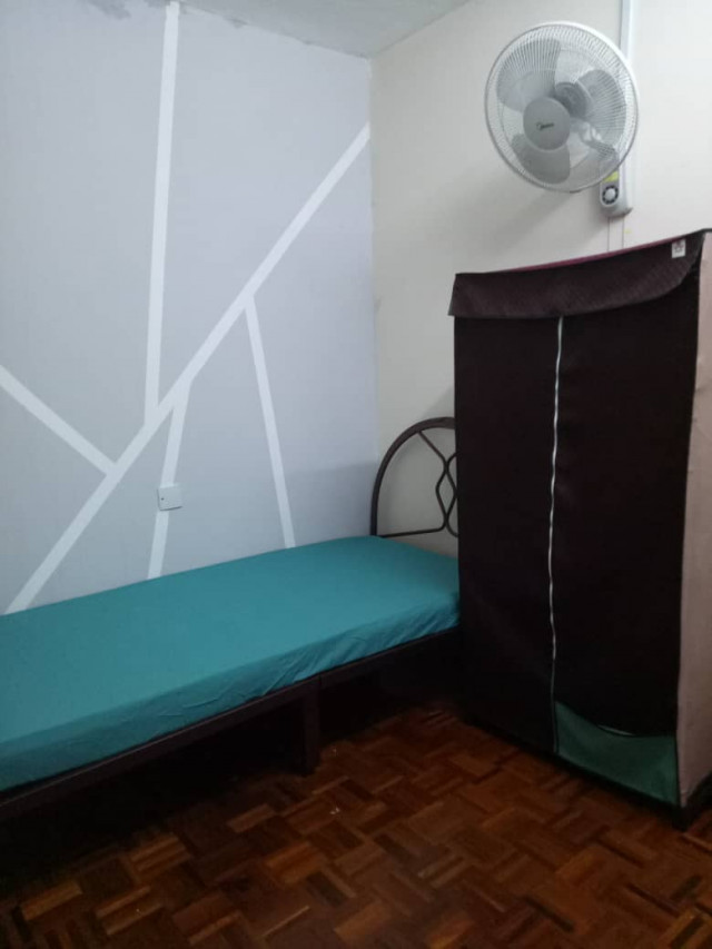 New! Limited Medium Room is Now Available to Rent at Jalan Bayan, Puchong Jaya.