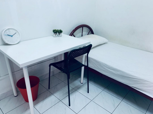 Great! Medium Room to Rent at Jalan Tempua, Bandar Puchong Jaya. Free Highly Speed WiFi!