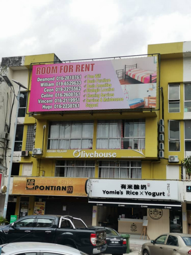 Available room in Subang Jaya