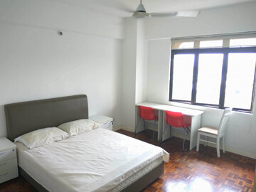 Medium Room to Rent at Jalan Tempua, Bandar Puchong Jaya. Nearby MRT and LRT!