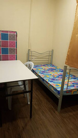 Room with Cleaning Services at Jalan Sepah Puteri, Kota Damansara, PJ