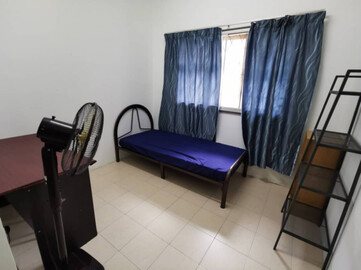 Myplace Condominium rooms for rent! Walking distance to Inti college
