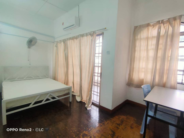 Room with fully furnished at Bandar Kinrara, Puchong