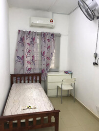 Available room in USJ Subang Jaya