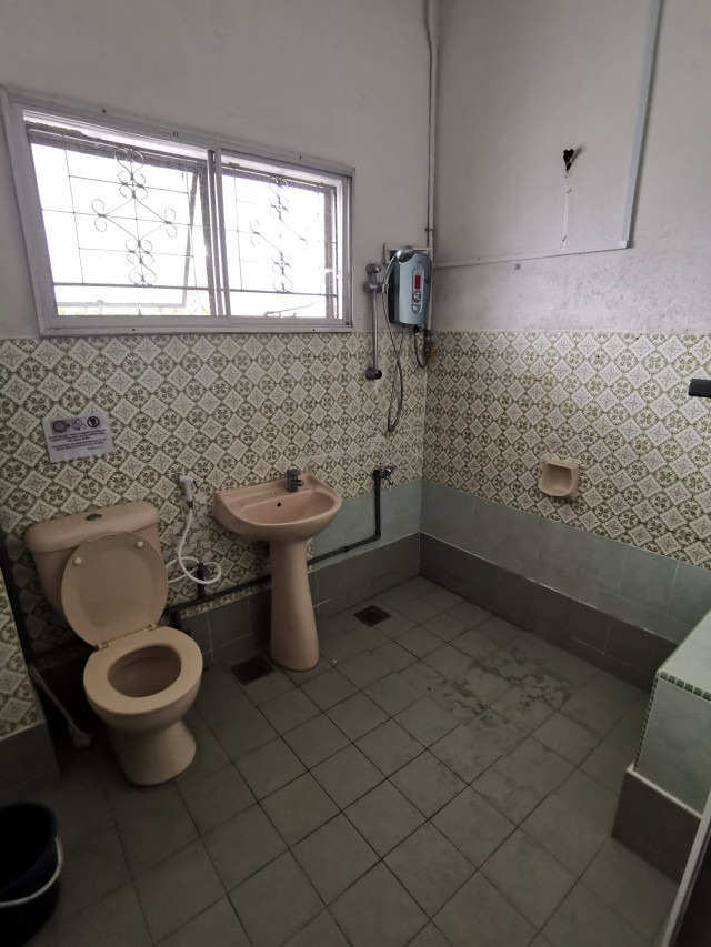 Room Rent! With Free WiFi at SS25, Taman Mayang, PJ