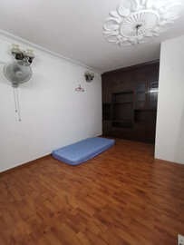 Newly furbished unit in Damansara Jaya!!