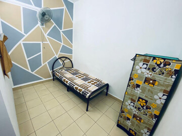 Limited Room Available! BU 10, BANDAR UTAMA, PETALING JAYA