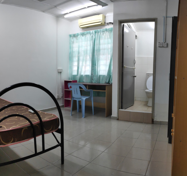 ROOM FOR RENT IN KOTA DAMANSARA RoomSOS