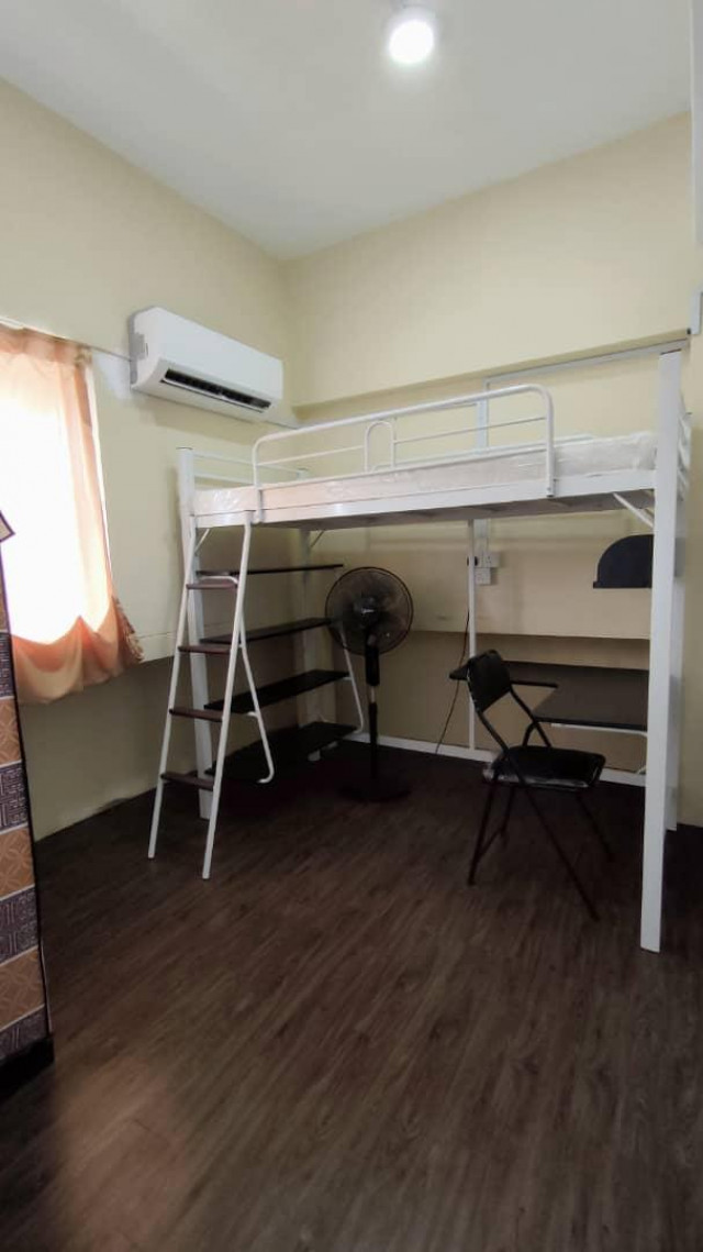 AC ROOM at Damansara Uptown 5 min walk to Starling mall