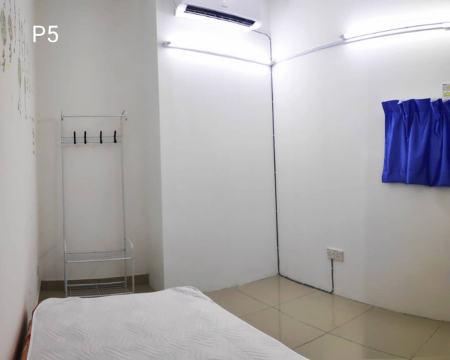 Small Room In Setia Alam!