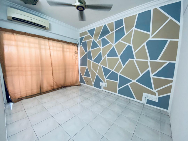 Room For RENT SS21 DAMANSARA UTAMA, PETALING JAYA