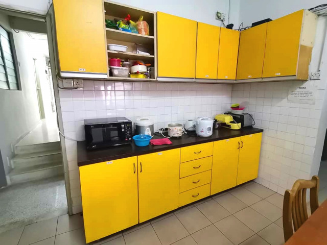 🔥🔥 Short Term & Long Term 🔥🔥 10 mins walk to LRT SS15 📣📣 Fully Furnished, High Speed Wifi, & Utilities Included