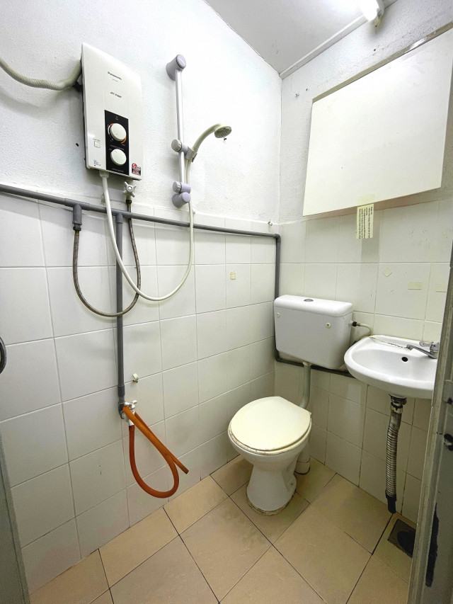🔥🔥 Short Term & Long Term 🔥🔥 10 mins walk to LRT SS15 📣📣 Fully Furnished, High Speed Wifi, & Utilities Included
