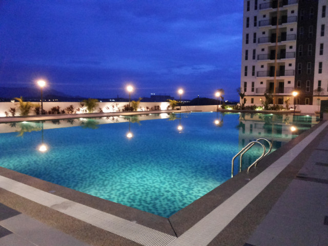 MEDIUM ROOM, FREE CARPARK @ASCOTTE BOULEVARD CONDO, SEMENYIH