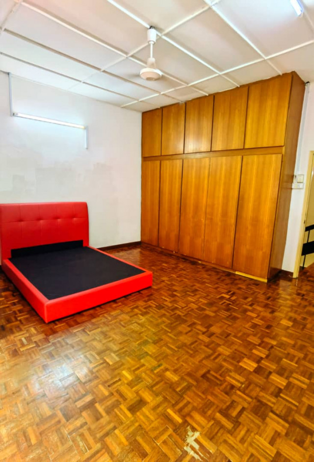 1 Month Deposit Master Room For Rent in TTDI