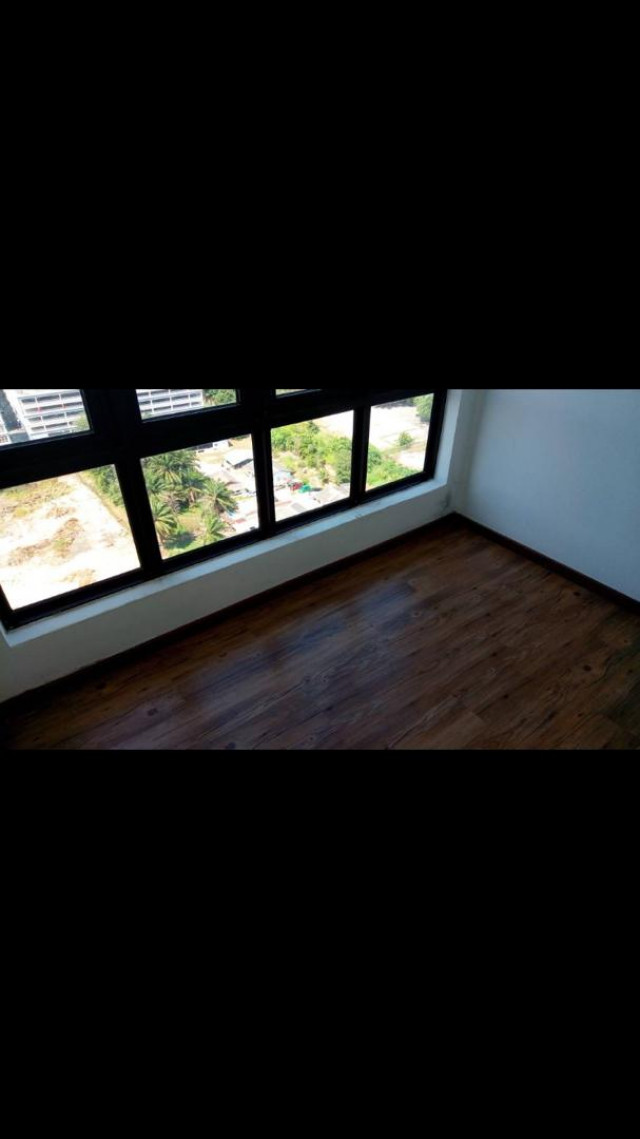 E-sofo suria jaya condo padang jawa bilik single tidak kongsi