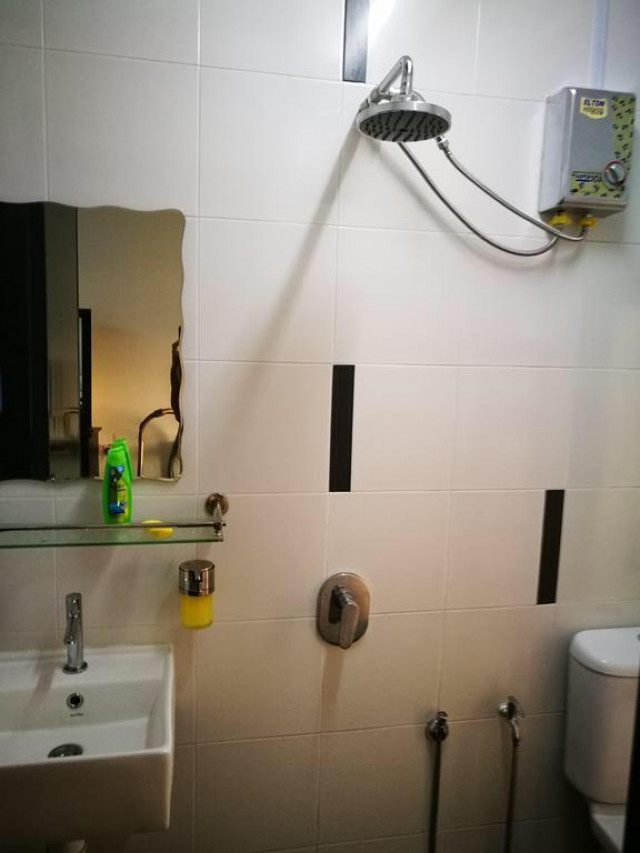 E-sofo suria jaya condo padang jawa bilik single tidak kongsi