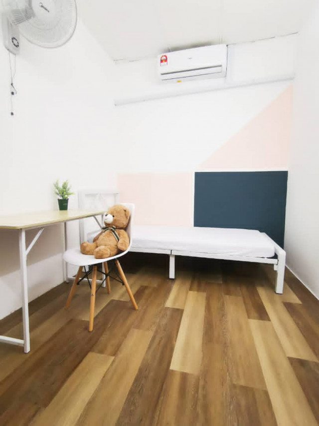 🆓1 Month Rental Small Room for Rent In Setia Alam