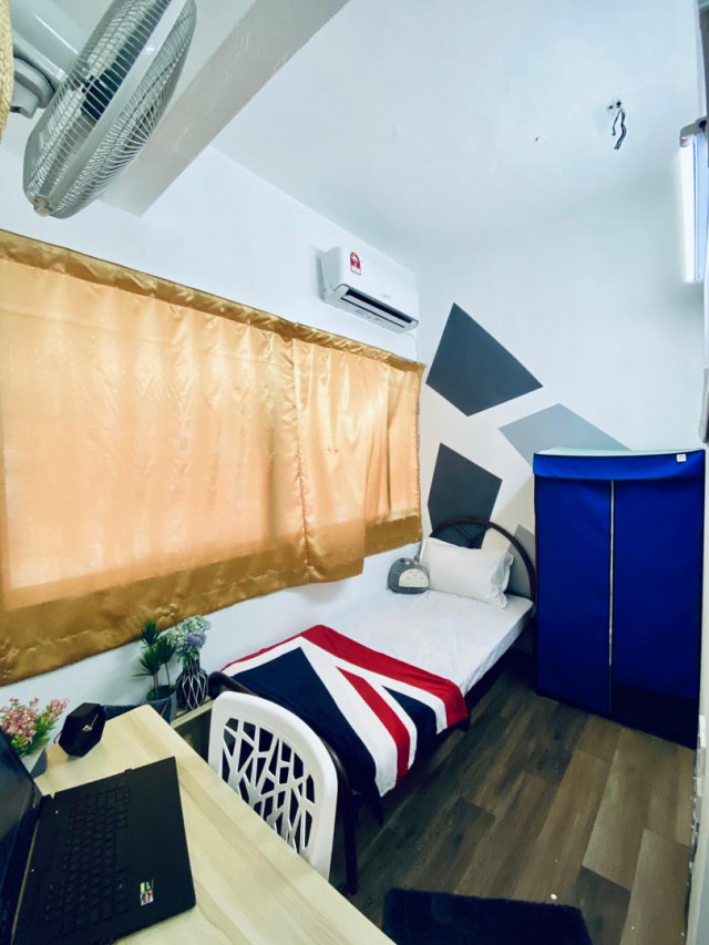 Starling Mall Uptown ❗️❗️ -  ROOM FOR RENT