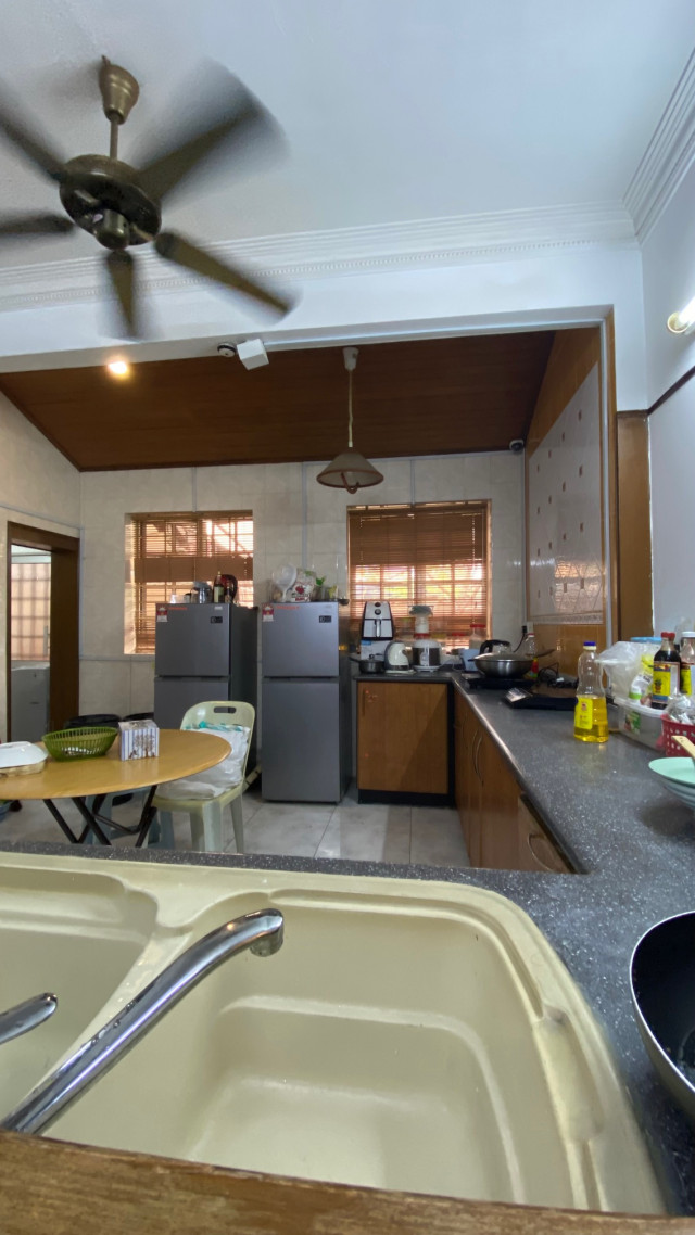 🔥Actual Room Photo 🔥Middle Room, Bandar Utama🚶Walking distance to First Avenue, One Utama, 1 powerhouse, KPMG, MRT Bandar Utam