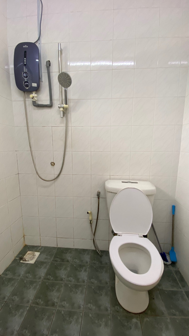 🔥Actual Room Photo 🔥Middle Room, Bandar Utama🚶Walking distance to First Avenue, One Utama, 1 powerhouse, KPMG, MRT Bandar Utam