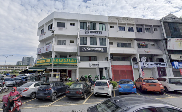 UPTOWN SHOPHOUSE FOR RENT RM350 !