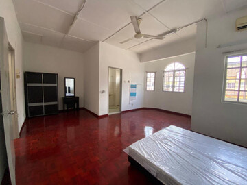 (female house) SS2 ROOM FOR RENT !